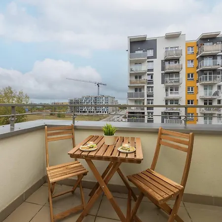 アパート Blue In With Desk For Remote Work And Parking By Renters *